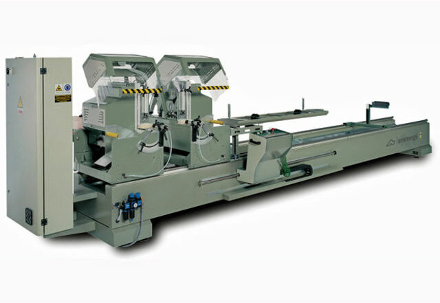 Tronçonneuse double tète